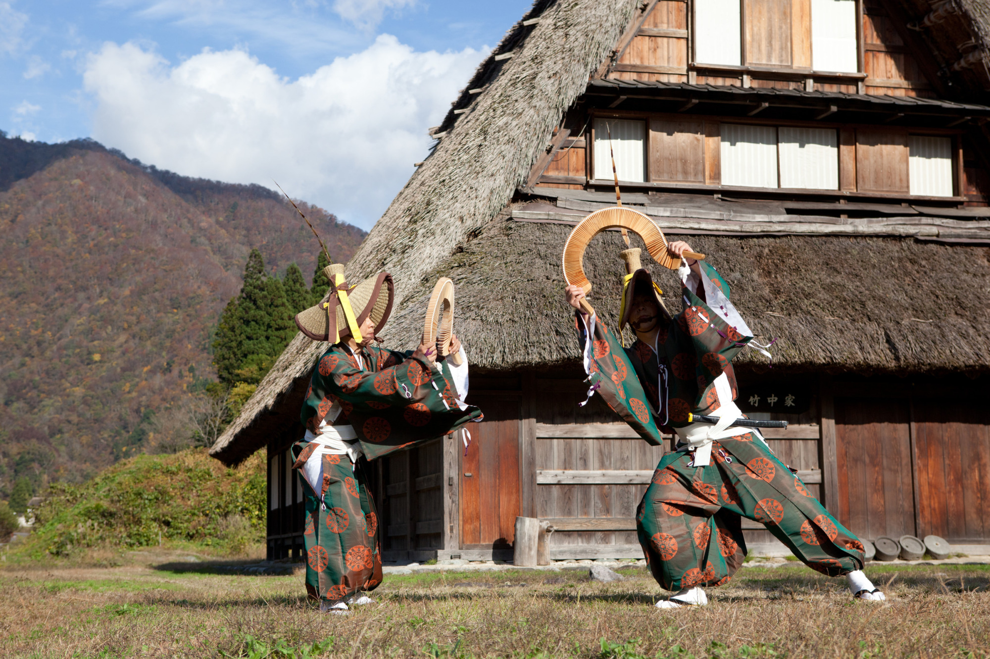 国の無形文化財にも指定されているこきりこ。　写真提供：（公社）とやま観光推進機構